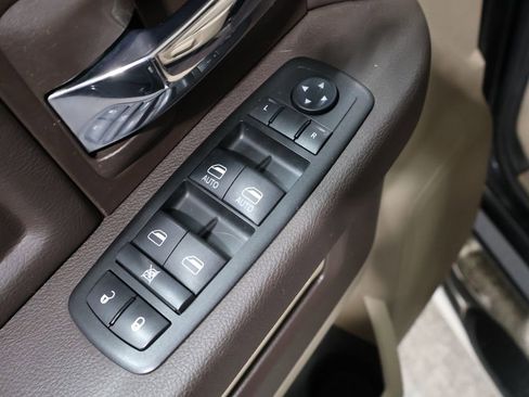 Used 2011 RAM 1500 Classic SLT image 13