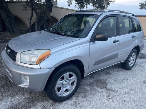 Used 2002 Toyota RAV4 LE image 3