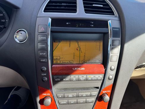 Used 2010 Lexus ES 350 image 25