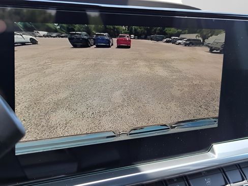 New 2025 GMC Sierra 1500 Elevation image 32