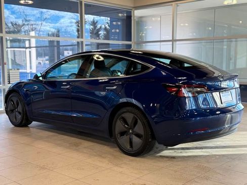 Used 2018 Tesla Model 3 Long Range image 14