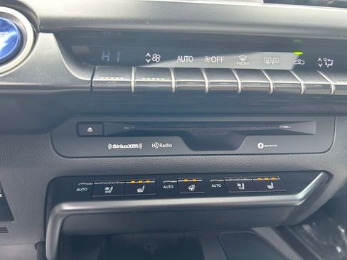 Used 2022 Lexus UX 250h w/ Premium Package AWD/4WD image 32