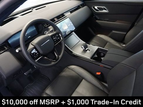 New 2025 Land Rover Range Rover Velar Dynamic SE image 17