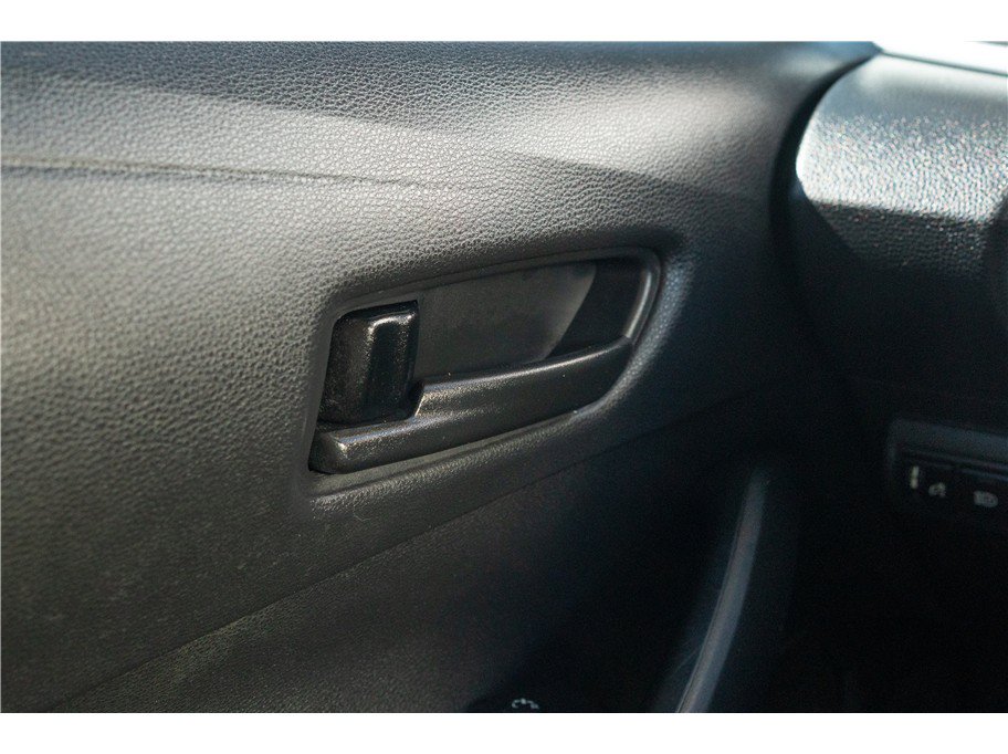 Used 2022 Toyota Corolla LE FWD image 13