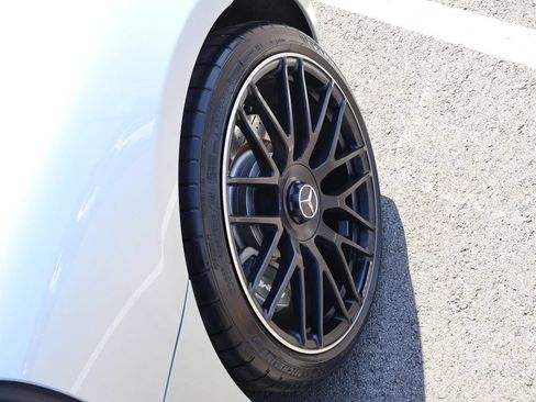 Used 2019 Mercedes-Benz AMG GT Roadster image 39