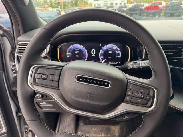 Used 2022 Jeep Wagoneer Series III AWD/4WD image 10