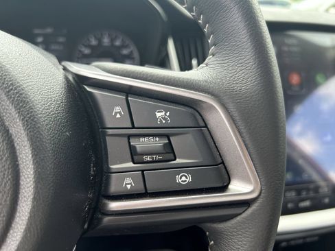 Certified 2025 Subaru Outback Premium AWD/4WD image 18