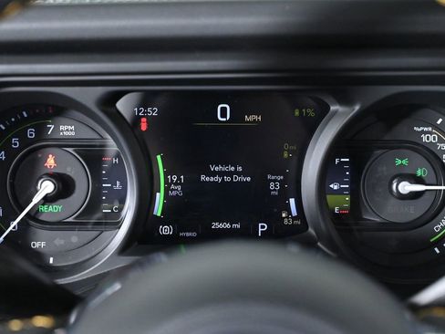 Used 2024 Jeep Wrangler High Altitude image 16