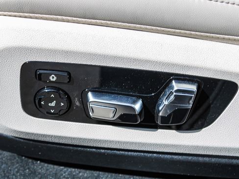 New 2026 BMW X5 xDrive40i w/ M Sport Package image 21