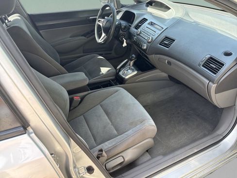 Used 2010 Honda Civic LX image 19