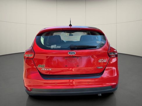 Used 2016 Ford Focus SE w/ Equipment Group 201A image 6