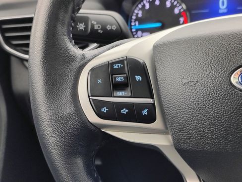 Used 2022 Ford Explorer XLT w/ Equipment Group 202A image 44