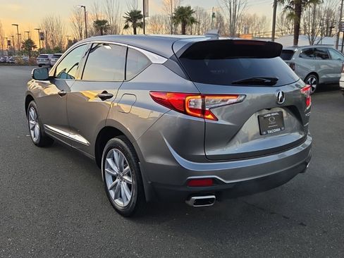 Used 2024 Acura RDX SH-AWD image 3