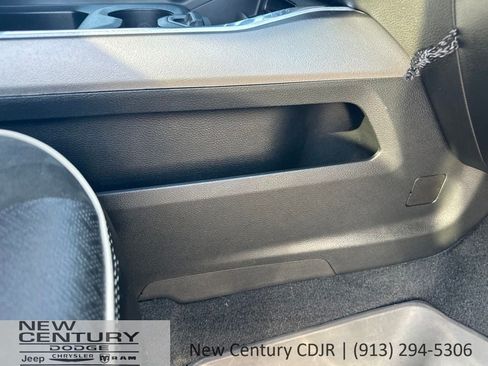 Used 2023 RAM 2500 Laramie AWD/4WD image 19