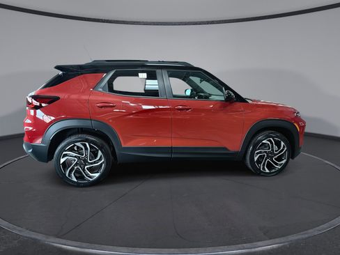 New 2026 Chevrolet TrailBlazer RS w/ Convenience Package AWD/4WD image 9
