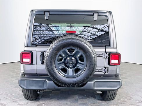 Used 2026 Jeep Wrangler Sport AWD/4WD image 7
