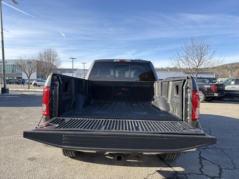 Used 2015 Ford F150 XLT w/ Equipment Group 302A Luxury image 27