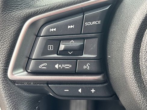 Used 2023 Subaru Outback Premium image 34