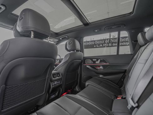New 2025 Mercedes-Benz GLS 580 4MATIC image 26