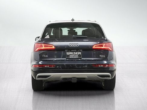 Used 2018 Audi Q5 2.0T Premium Plus w/ Premium Plus Package AWD/4WD image 4