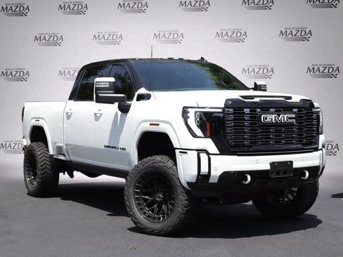 Used 2025 GMC Sierra 2500 Denali Ultimate AWD/4WD image 2