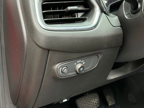 Used 2022 Chevrolet Equinox LT FWD image 28