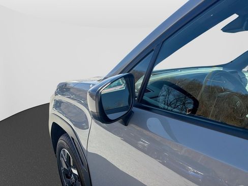 Certified 2025 Subaru Forester Premium image 12