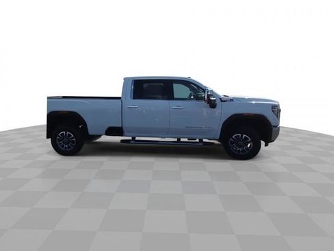 New 2025 GMC Sierra 2500 SLT w/ SLT Premium Package image 9