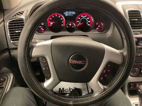 Used 2012 GMC Acadia SLT image 16