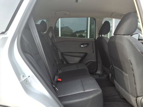 Certified 2023 Nissan Rogue SV image 16