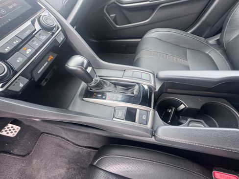 Used 2021 Honda Civic Sport Touring image 19
