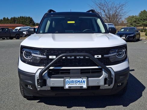 Used 2025 Ford Bronco Sport Outer Banks w/ Sasquatch Outer Banks Package image 2