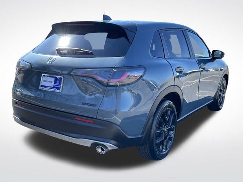 Certified 2025 Honda HR-V Sport image 6