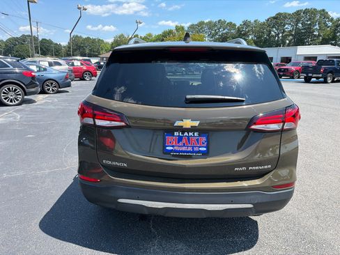Used 2024 Chevrolet Equinox Premier AWD/4WD image 4