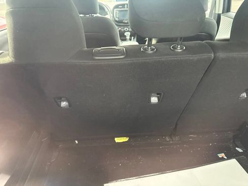 Used 2020 Kia Soul LX FWD image 24