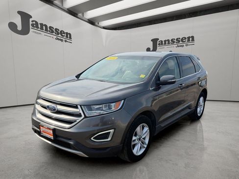 Used 2018 Ford Edge SEL w/ Equipment Group 201A AWD/4WD image 8