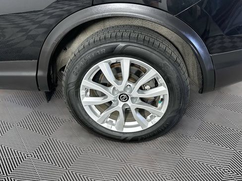 Certified 2022 Nissan Rogue Sport SV w/ Technology Package AWD/4WD image 37