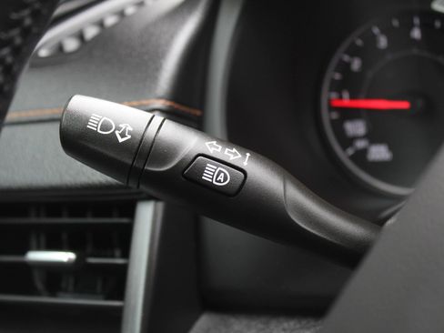 Used 2019 GMC Terrain SLT w/ Preferred Package image 31