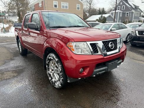 Used 2016 Nissan Frontier SV w/ SV Value Truck Package image 3