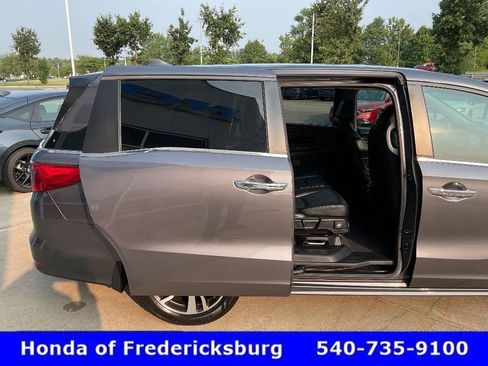 Certified 2021 Honda Odyssey Touring image 18