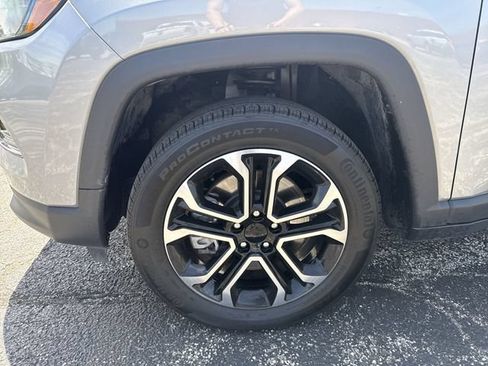 Used 2024 Jeep Compass Limited w/ Sun and Sound Group AWD/4WD image 21