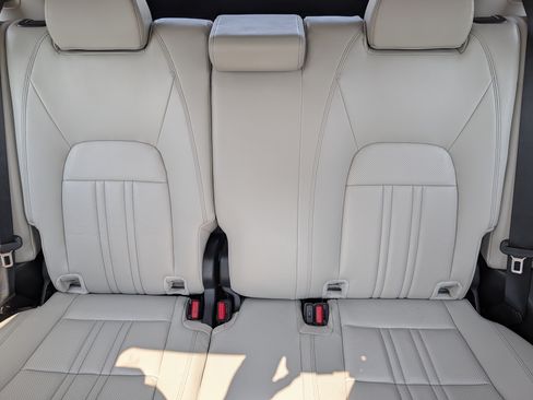 Used 2025 Honda HR-V EX-L image 13