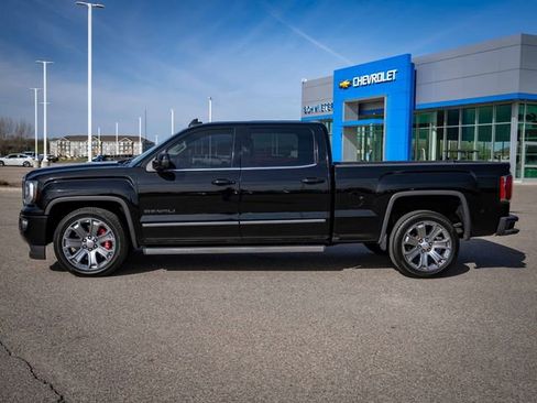 Used 2016 GMC Sierra 1500 Denali w/ Denali Ultimate Package AWD/4WD image 11