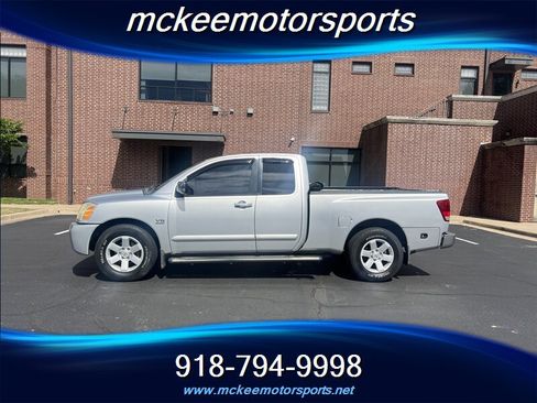 Used 2004 Nissan Titan LE RWD image 1