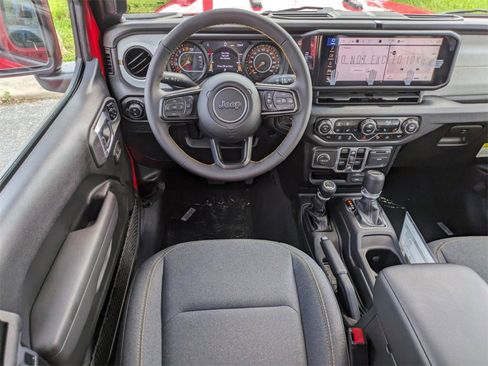 New 2024 Jeep Gladiator Sport image 14