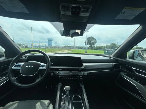 Used 2024 Kia Telluride SX Prestige X-Pro AWD/4WD image 9