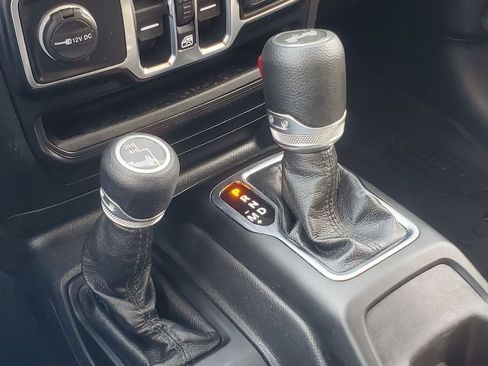 Used 2021 Jeep Wrangler Unlimited Sport AWD/4WD image 20