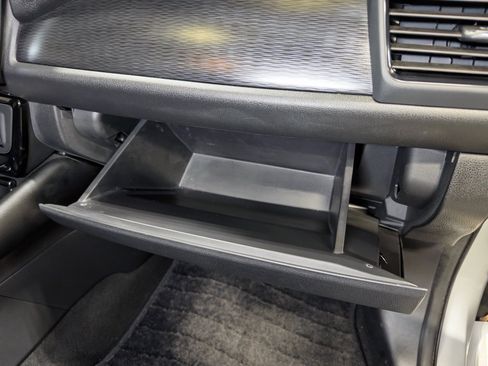 Used 2021 Nissan Leaf SV w/ SV Technology Package image 20