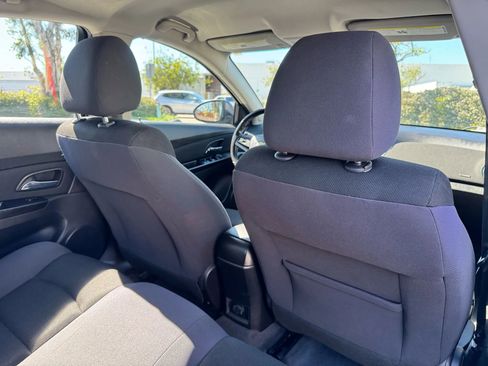 Used 2014 Chevrolet Cruze LT FWD image 26