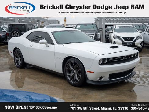 Used 2019 Dodge Challenger R/T image 3
